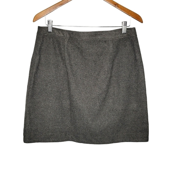 NWT LOFT Gray Floral Embroidered Wool Blend A-Line Zipper Front Skirt Size 10 - Picture 6 of 10